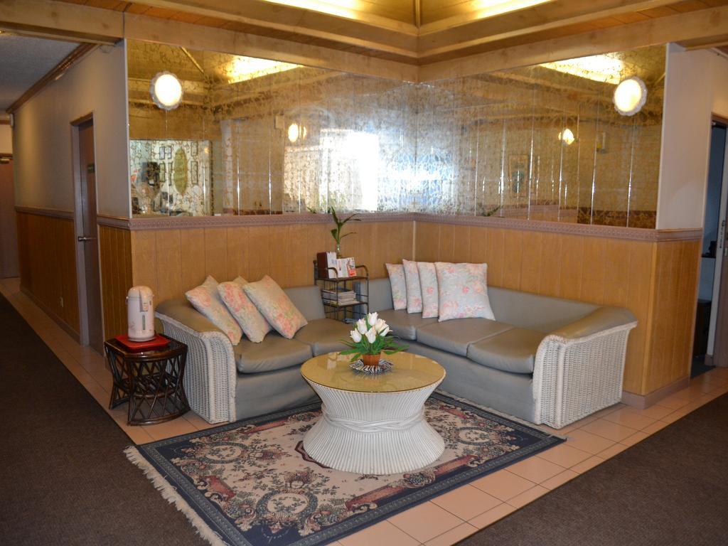 West Plaza Desekel Ξενοδοχείο Κορόρ Εξωτερικό φωτογραφία