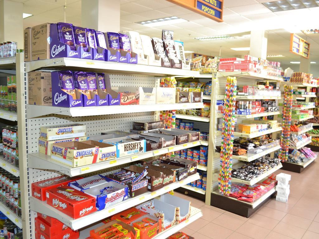 West Plaza Desekel Ξενοδοχείο Κορόρ Εξωτερικό φωτογραφία